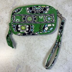 Vera Bradley Cupcake Green Wristlet